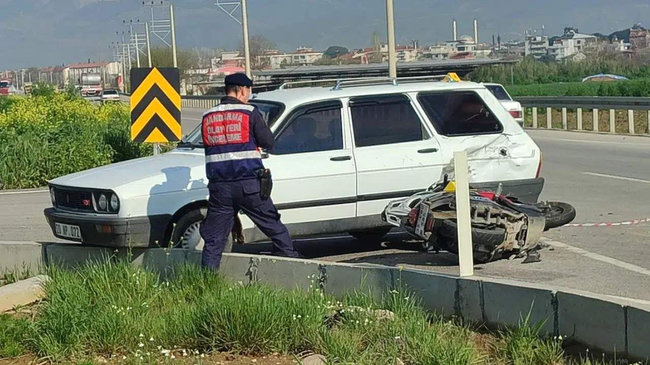 İzmir Ödemiş'te otomobille çarpışan motosikletin sürücüsü öldü