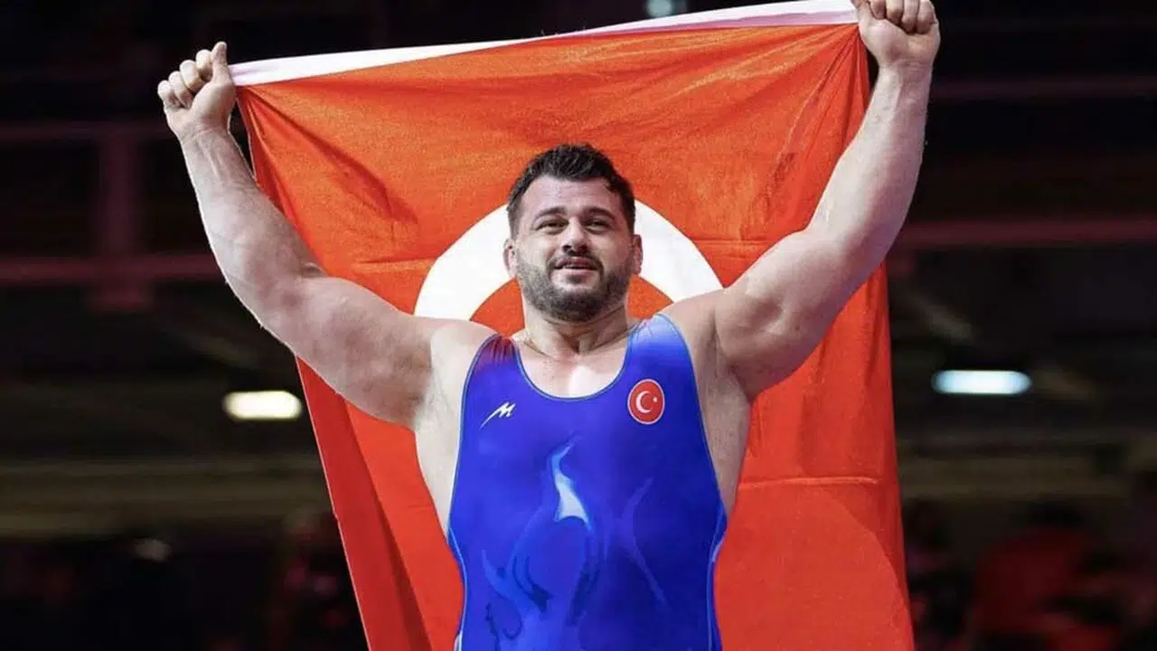 Rıza Kayaalp: Yarın aslanlar gibi rekoru kıracağız!