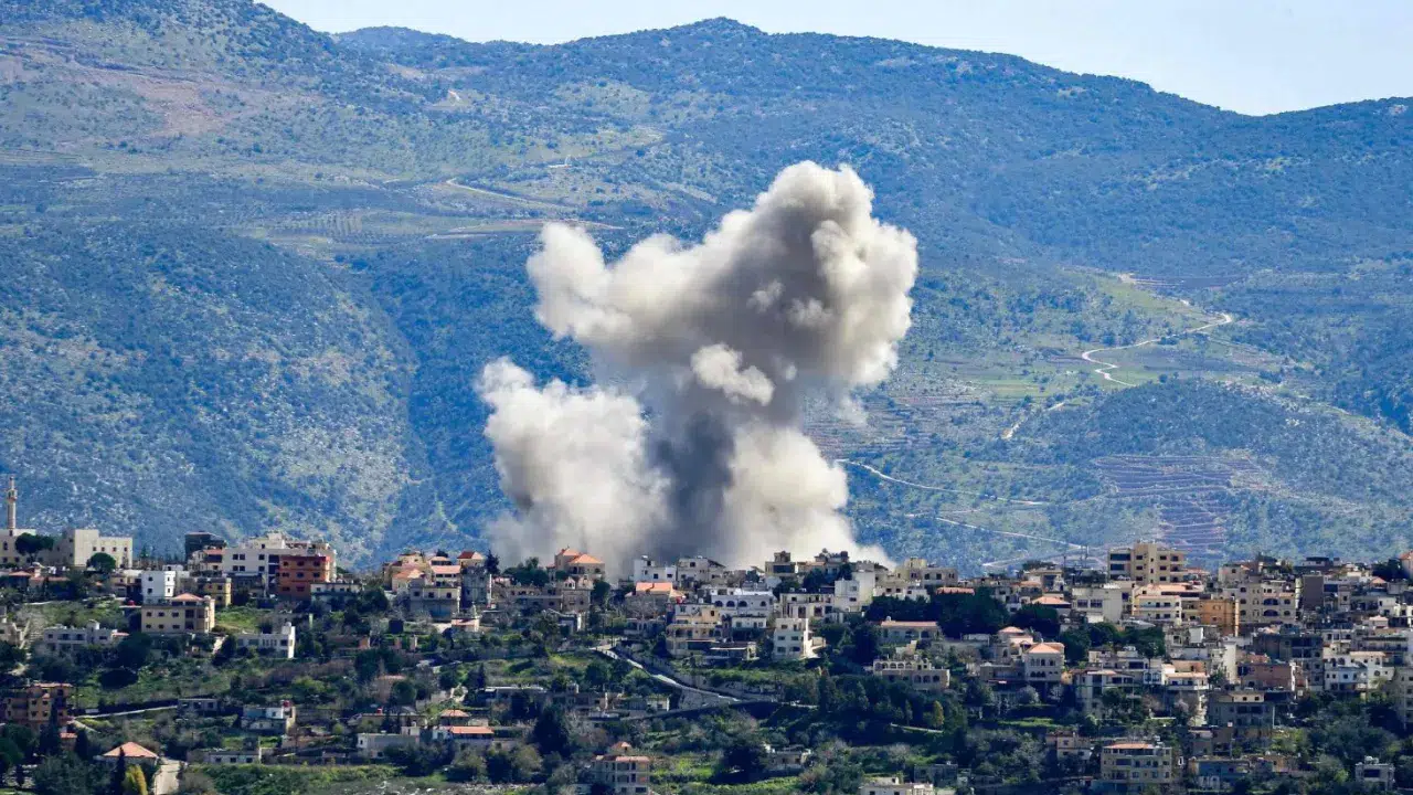 İsrail saldırıları : Lübnan'ın Mansouri kasabasındaki evler yaşanılmaz halde