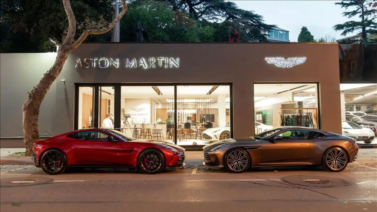 Aston Martin Türkiye’de yeni ödeme modelini duyurdu : Yüzde 50 peşin , faizsiz kredi seçeneği