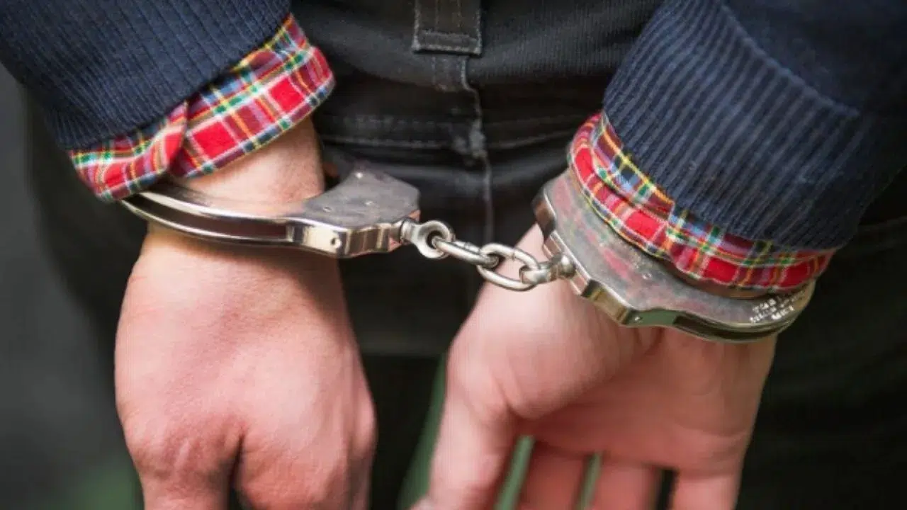 Tekirdağ okul saldırısı iddiasında fotoğrafları çıkan şüphelilerden 2'si tutuklandı