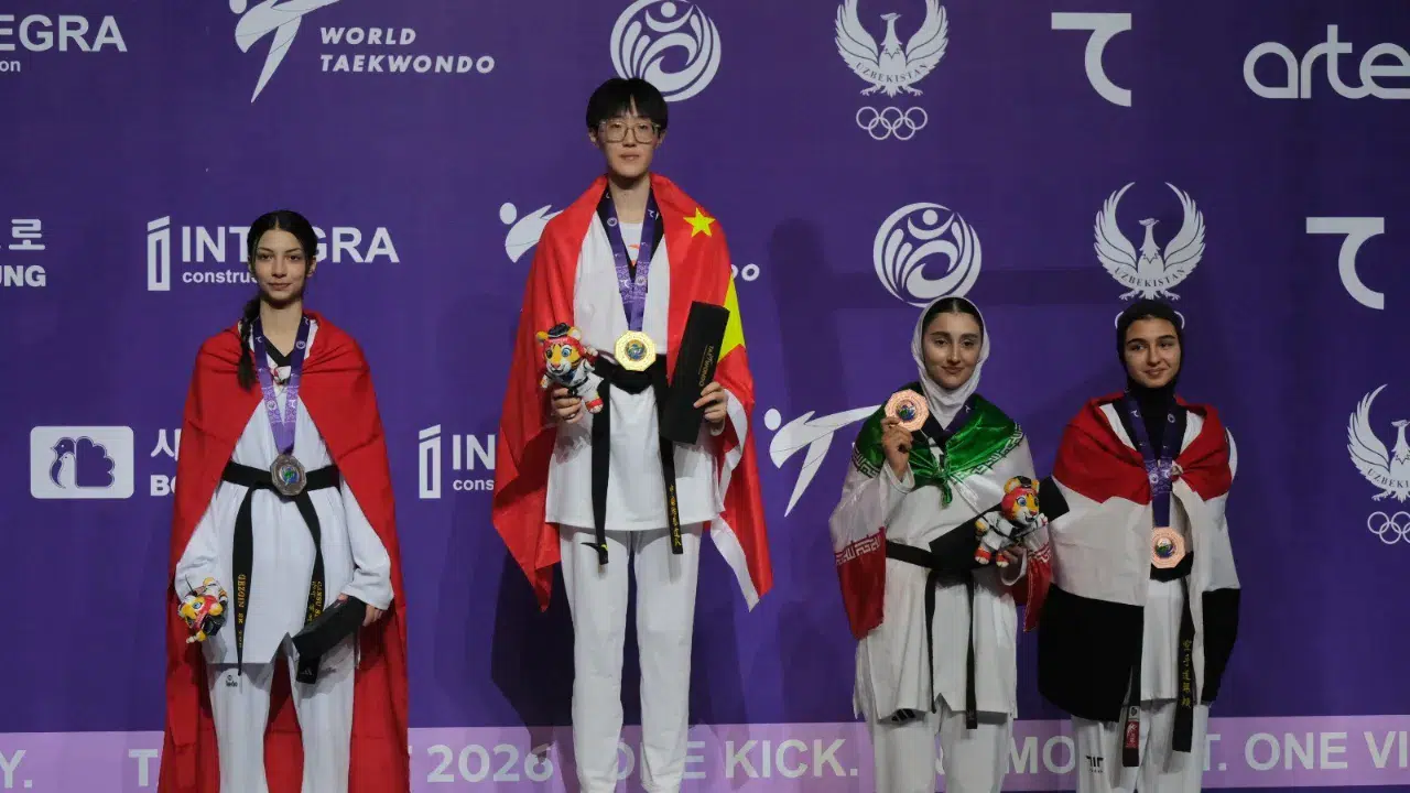 Milli taekwondocu Cansu Şeyhoğlu dünya ikincisi oldu