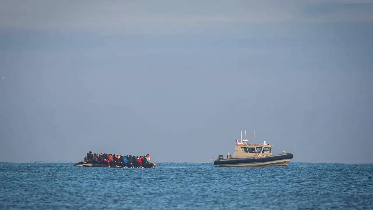 Manş Denizi'nde can pazarı : 4 göçmen hayatını kaybetti