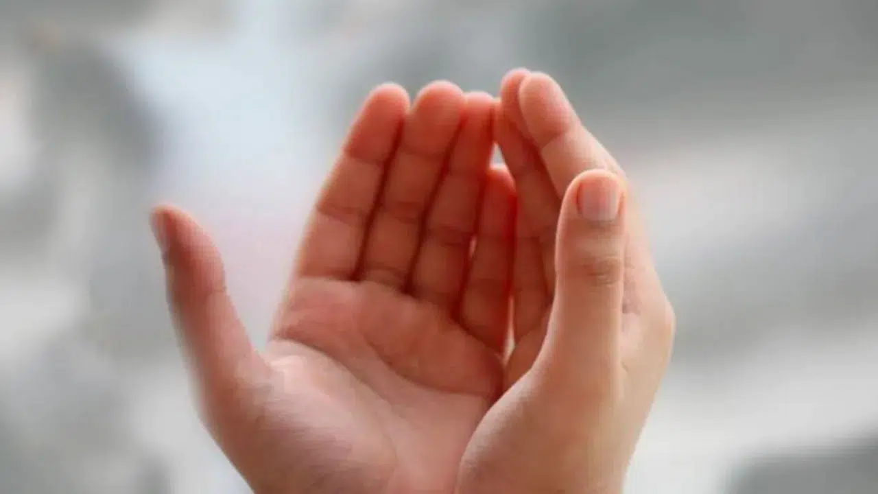 Sevdiklerinize gönderebileceğiniz birbirinden güzel Cuma mesajları