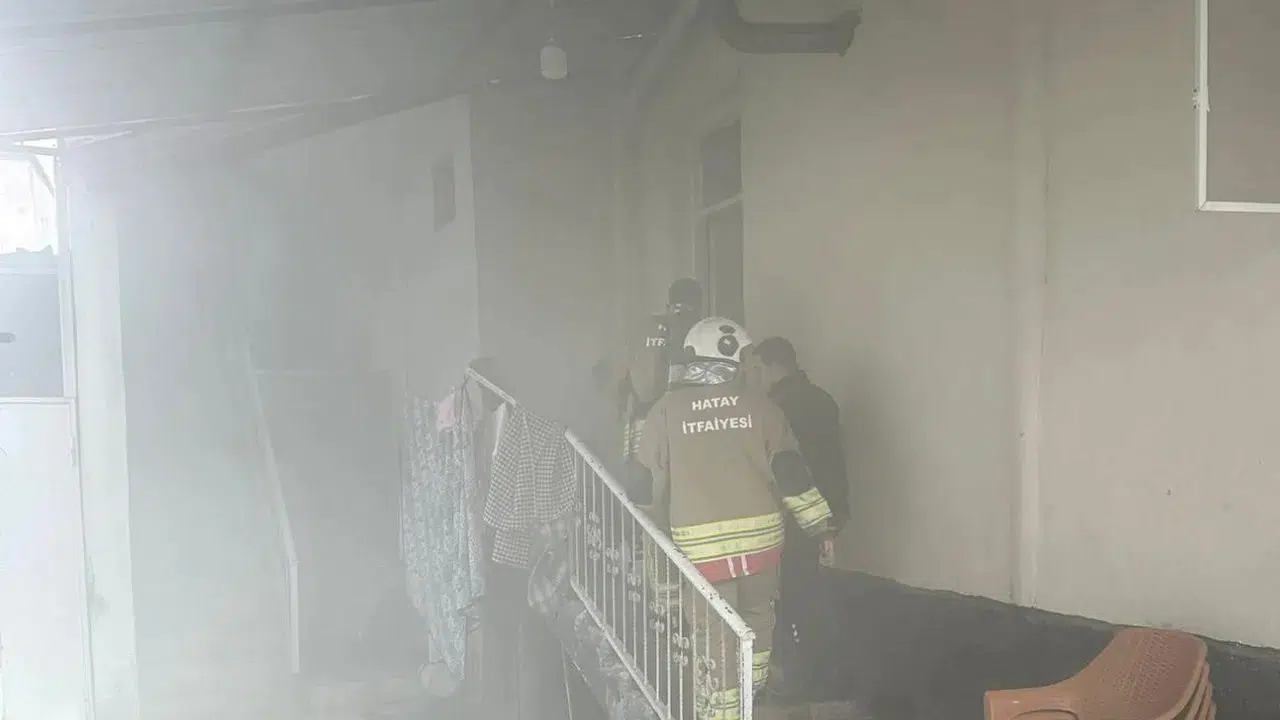 Hatay Reyhanlı'da müstakil evde yangın