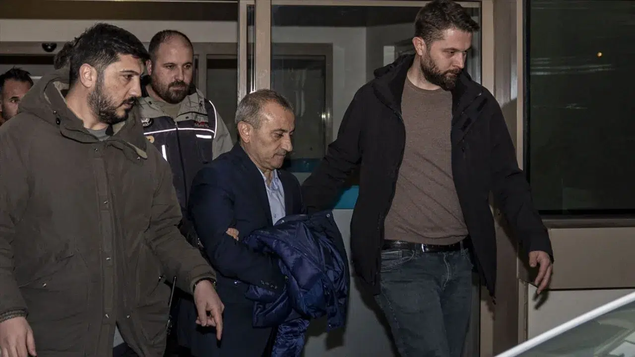 Gülistan Doku davasında tutuklanan eski Vali Tuncay Sonel'in ismi caddelerden kaldırıldı