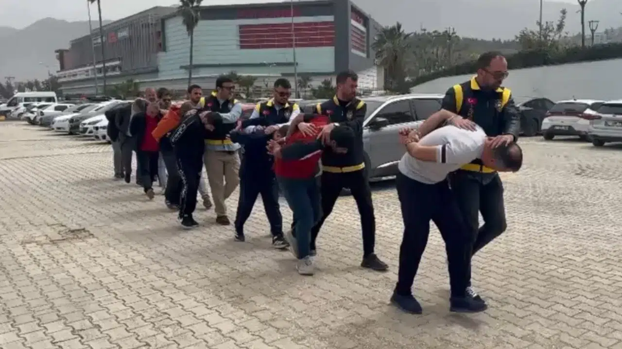 Hatay'da aranan şahıslara operasyon : 7 tutuklama