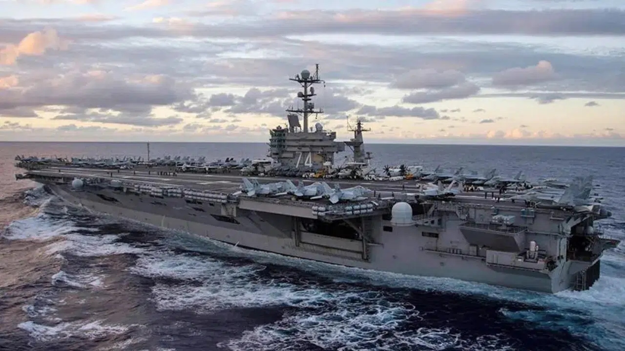 Hint Okyanusu'nda nefes kesen operasyon : ABD güçleri İran petrolü taşıyan gemiye el koydu