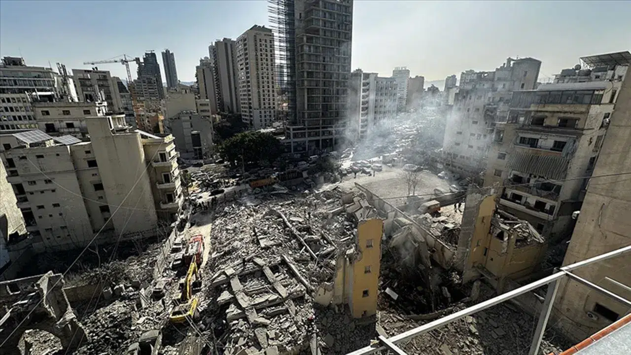 İsrail ordusu ateşkesi ihlal ederek Lübnan'a saldırdı : 4 ölü, 51 yaralı