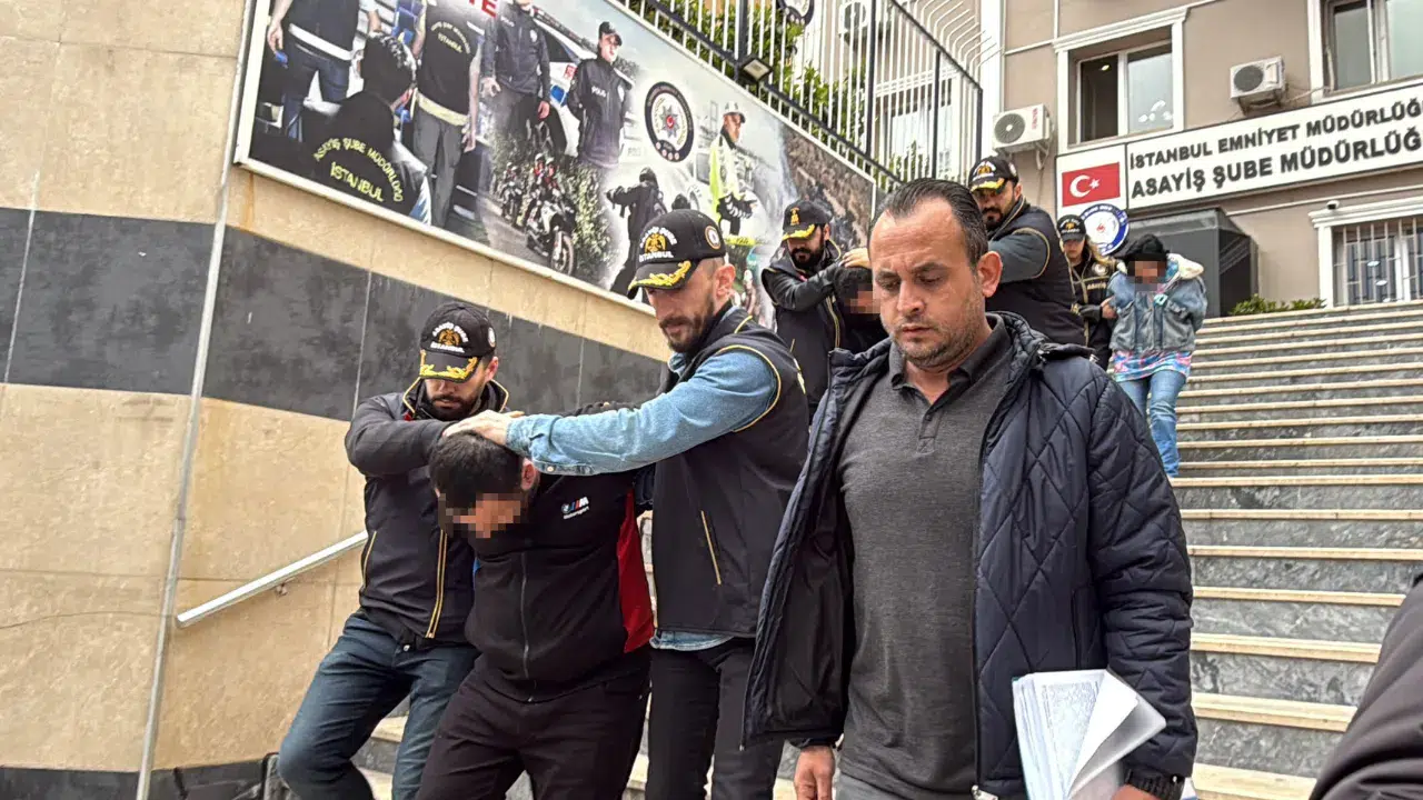 Avcılar'da tartışma kanlı bitti : 1 ölü, 3 gözaltı