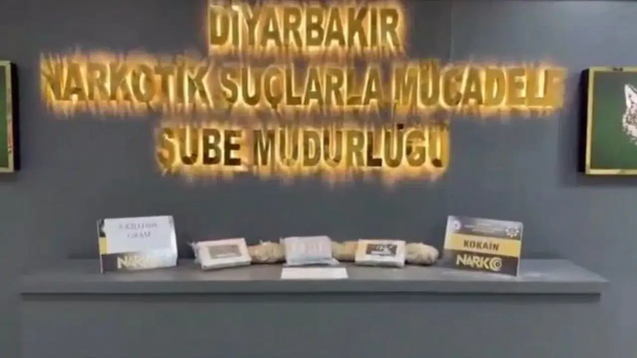 Diyarbakır'da uyuşturucu operasyonu : 6 kilo kokain ele geçirildi