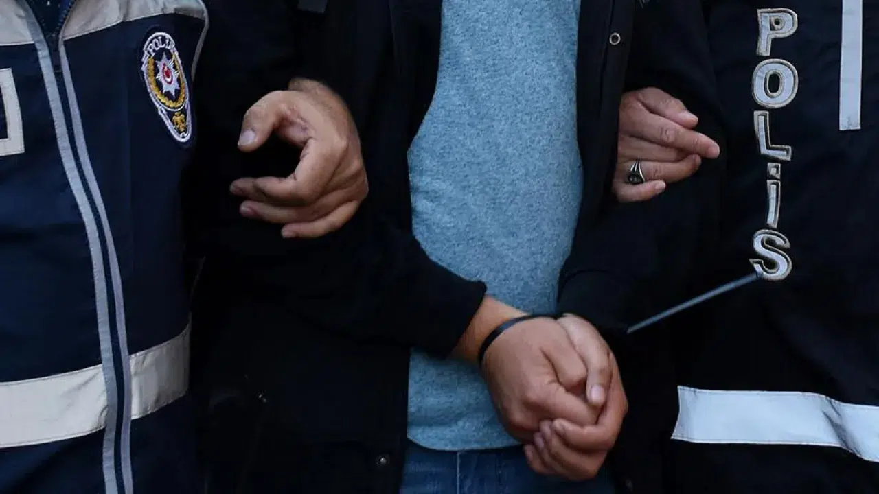 Gaziantep'te okul saldırılarına ilişkin asılsız paylaşım yapan 7 kişi gözaltında