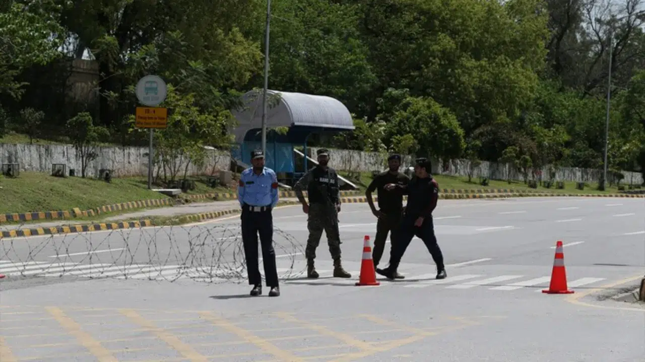 ABD - İran görüşmeleri öncesi İslamabad'da kırmızı alarm