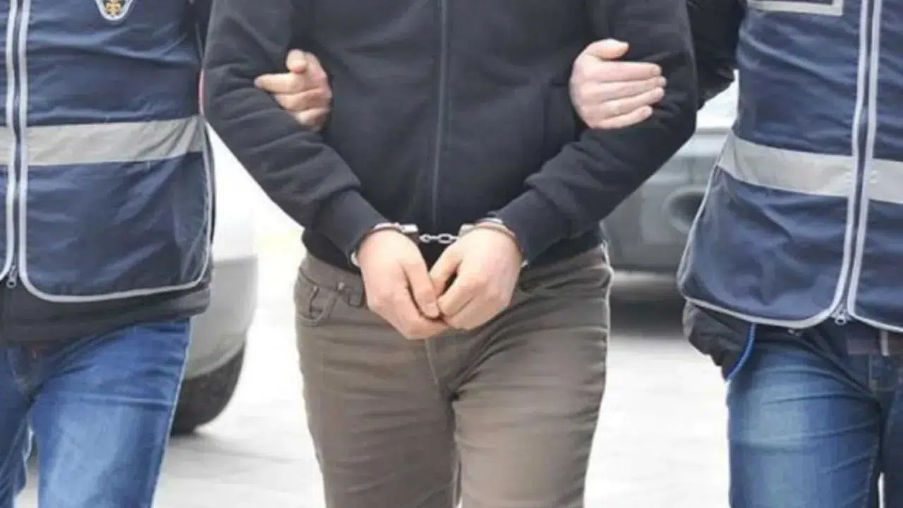 Kahramanmaraş'ta telefonla dolandırıcılık yapan 2 şüpheli tutuklandı