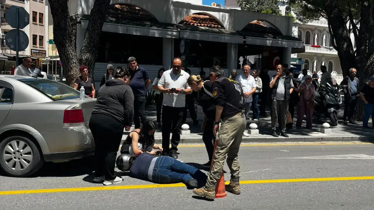 Menteşe'de üç tekerlekli motosiklet otomobile arkadan çarptı : 1 yaralı