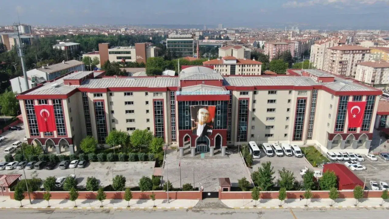Çorum'da polisten asayiş operasyonu : 24 gözaltı