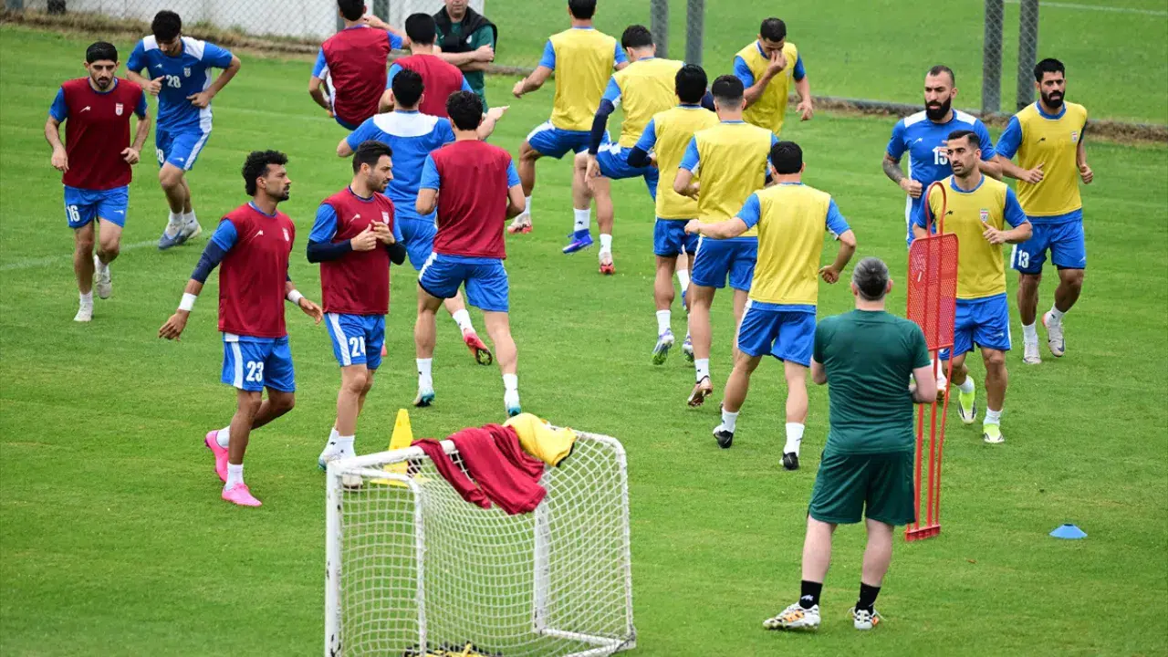 İran Milli Futbol Takımı, Antalya'daki ilk antrenmanını gerçekleştirdi