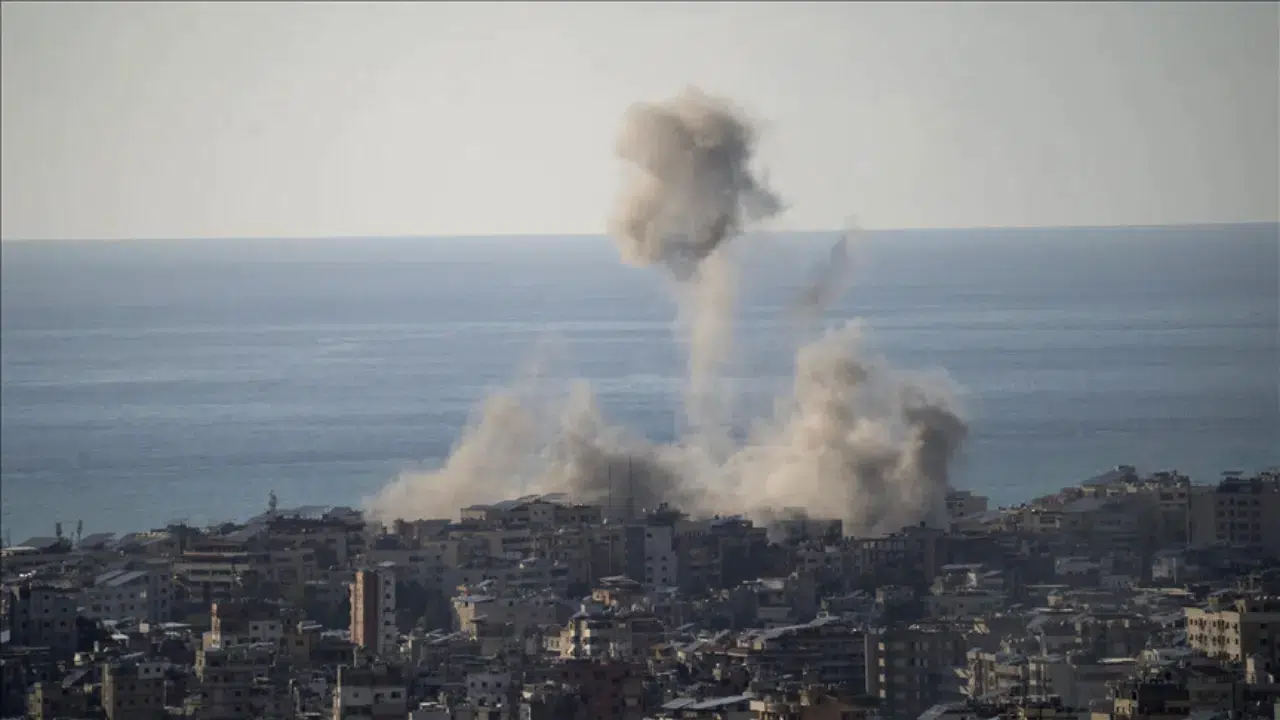 İsrail ordusu, Lübnan'da bir camiyi bombaladı : 3 ölü