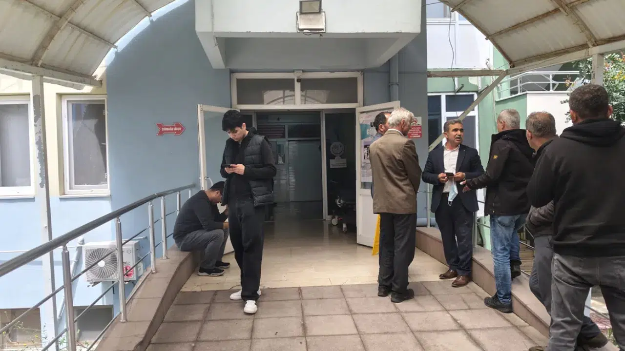 Mersin'de aile faciası : 2 kardeş öldü, anne ve baba tedavi altında