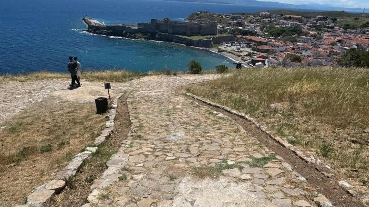 Bozcaada'da çevre düzenlemeleri yapılıyor