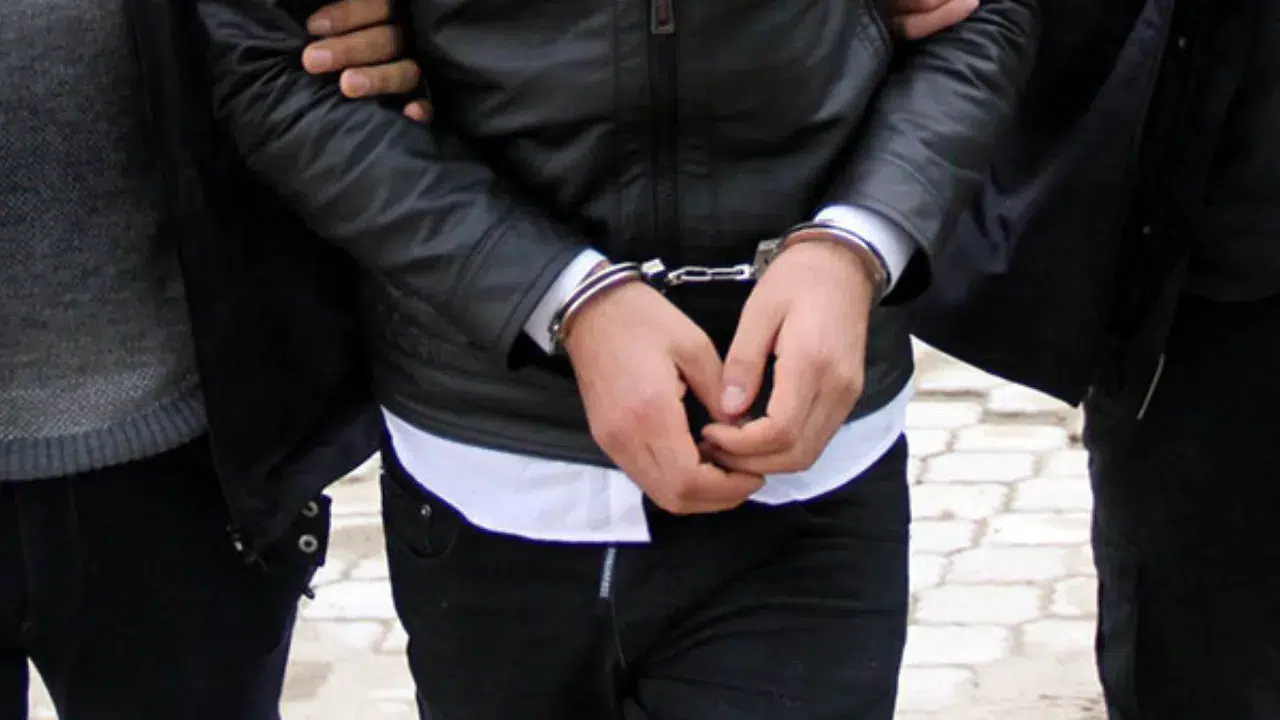 Sultangazi'de silahlı kavga : 1 gözaltı