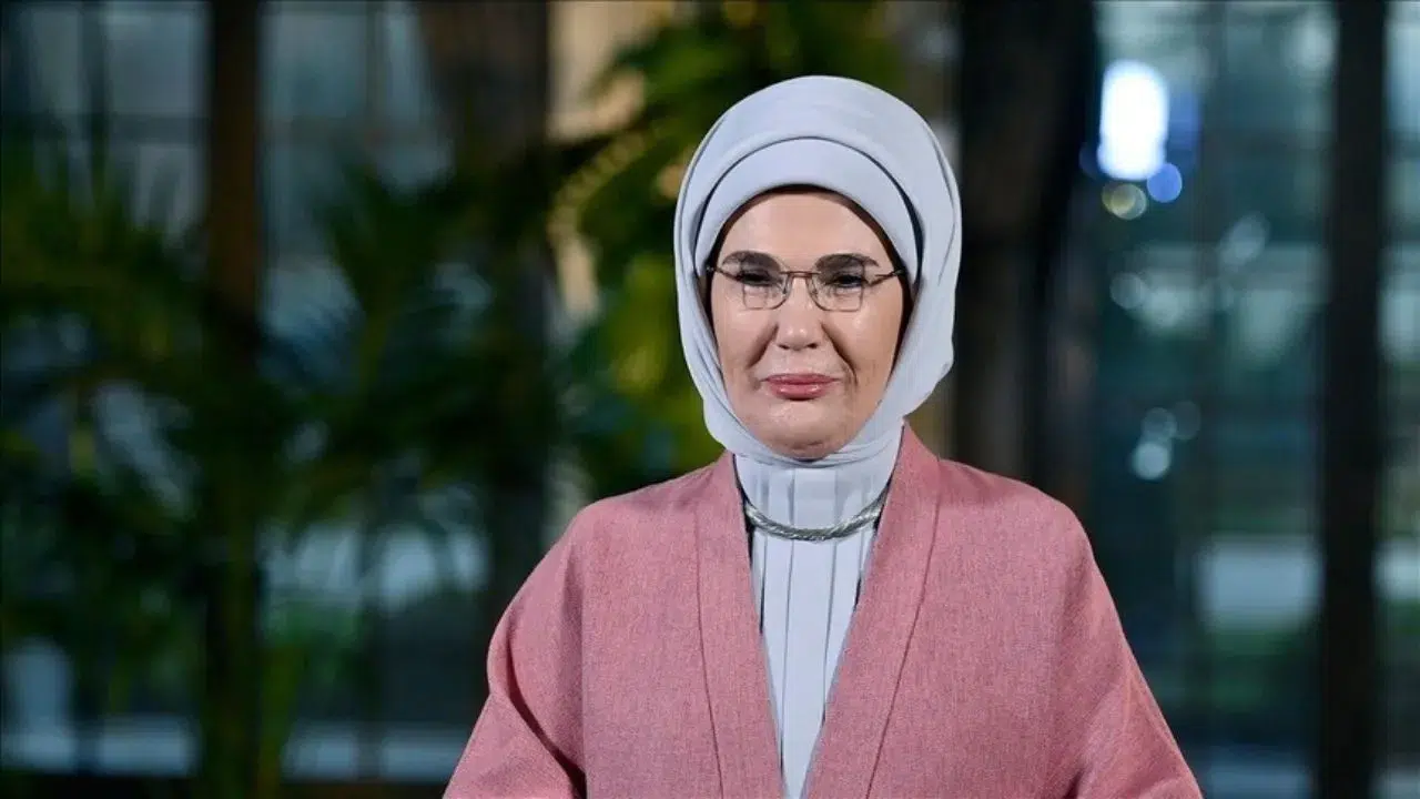Emine Erdoğan’dan Anneler Günü mesajı : Şehit ve Filistinli anneleri andı
