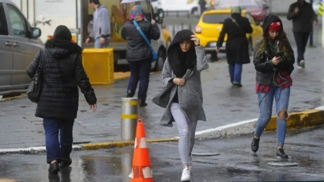 Meteoroloji’den sağanak uyarısı : O bölgelerde kuvvetli yağış bekleniyor