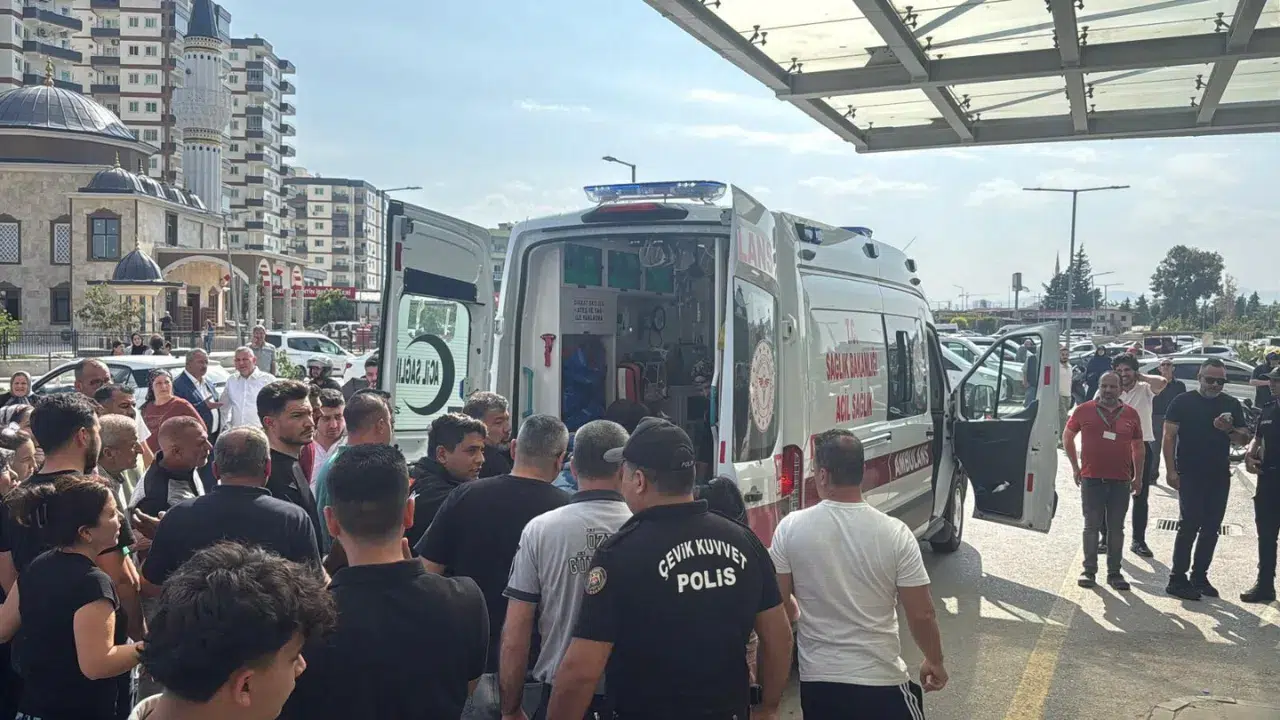 Mersin Tarsus'ta seri cinayetler : 4 ölü, 8 yaralı var