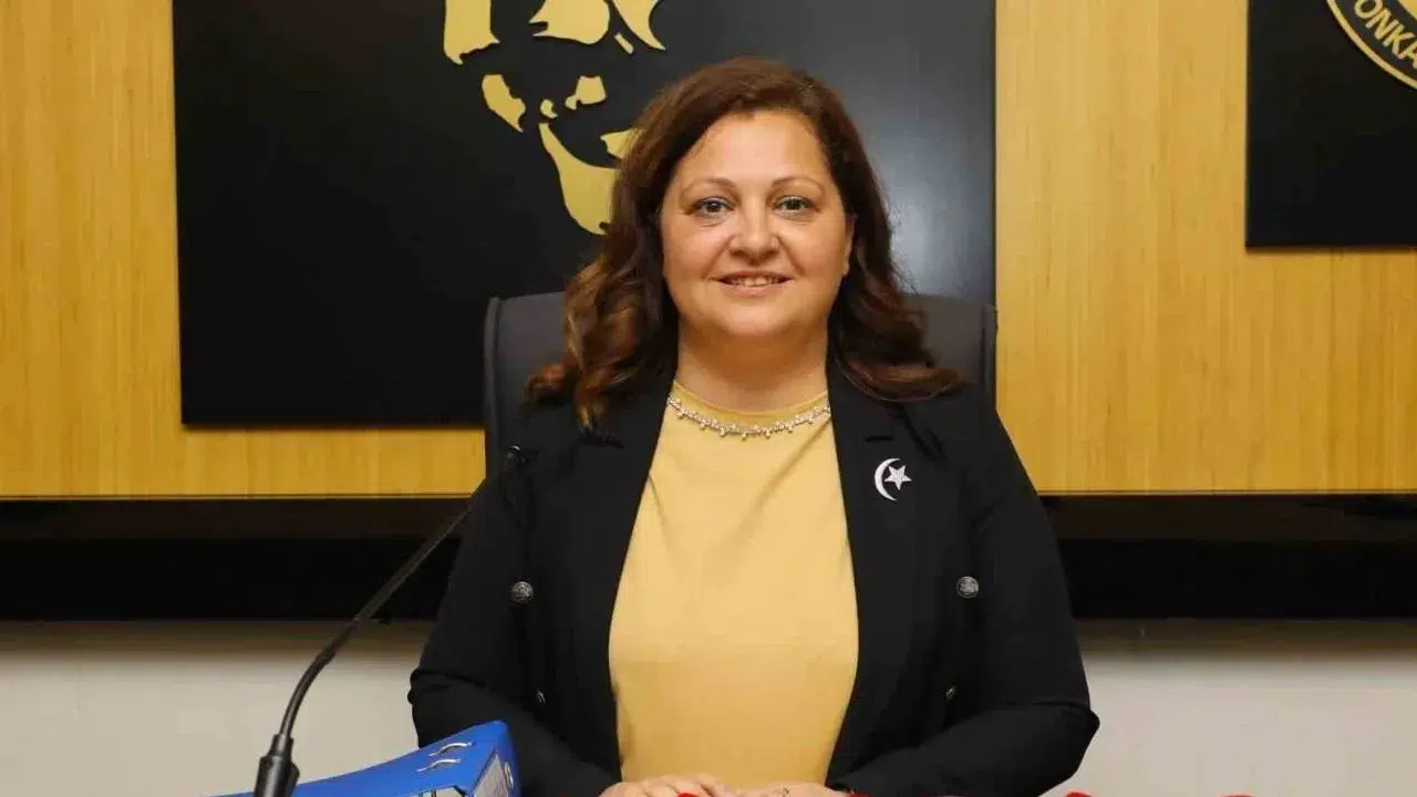 Afyonkarahisar Belediye Başkanı Burcu Köksal AK Parti’ye katılıyor