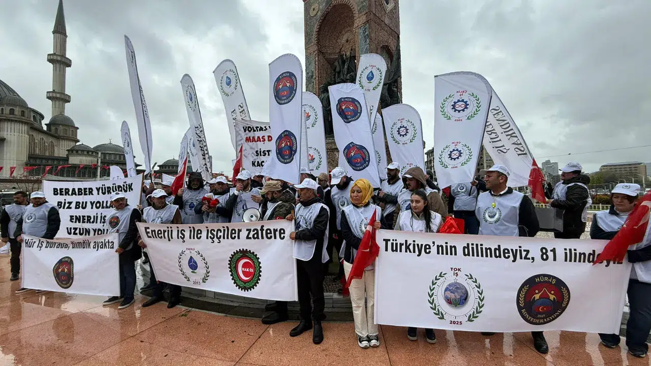 Enerji İşçileri Sendikası 1 Mayıs'ta Taksim Meydanı'nda taleplerini sıraladı