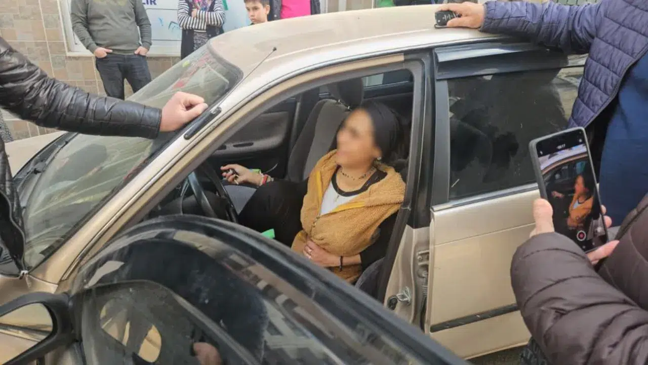 Bursa'da 'Bu araç benim, asıl hırsız sizsiniz' diyen kadın tutuklandı