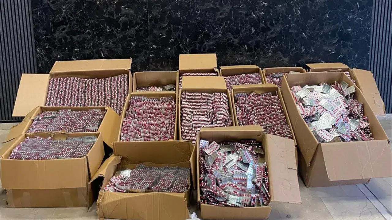 İstanbul'da uyuşturucu operasyonu : 3 şüpheli yakalandı