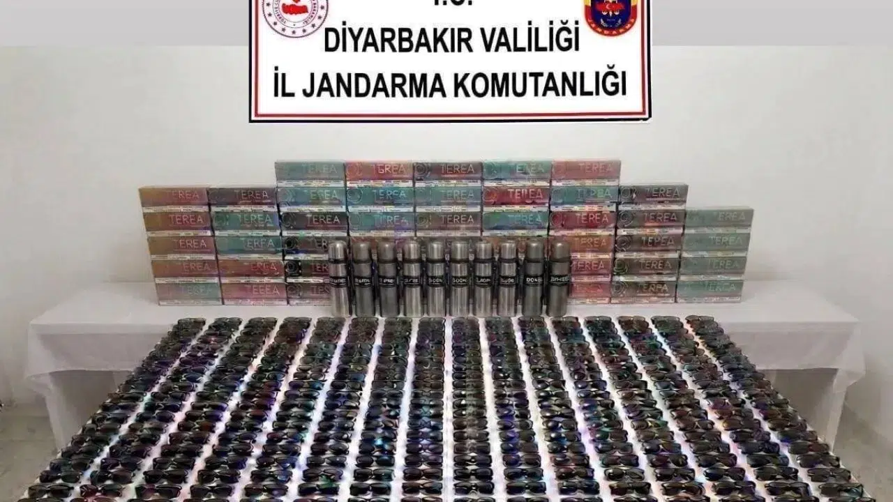 Diyarbakır’da kaçakçılığa büyük darbe : On binlerce ürün ele geçirildi