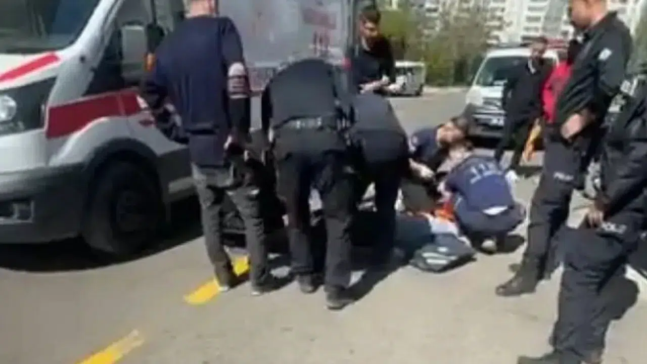 Siirt'te otomobil ve motosiklet çarpıştı : 1 kişi yaralandı