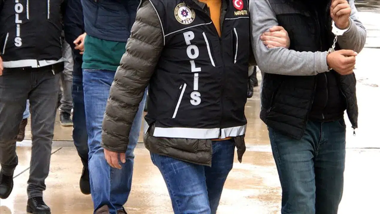 Osmaniye merkezli 12 ilde dolandırıcılık operasyonu : 13 tutuklama