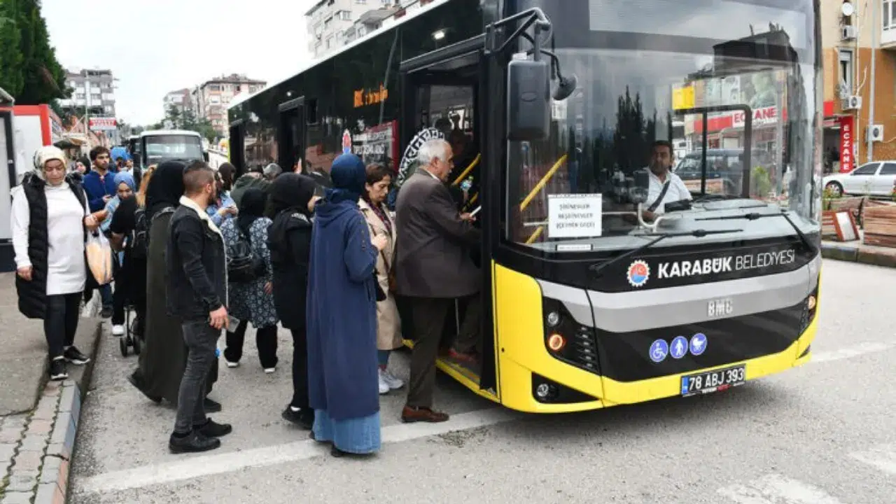 Karabük'te 65 yaş altına ücretsiz ulaşım desteği kaldırıldı
