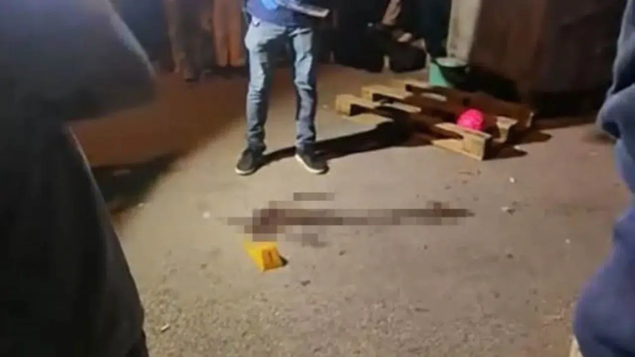 İzmir'de okul servisinin altında kalan 6 yaşındaki çocuk hayatını kaybetti