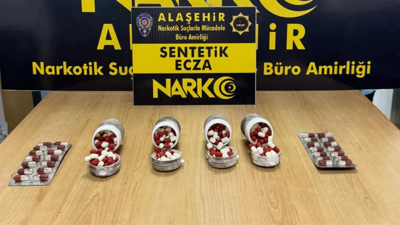 Manisa'da uyuşturucuyla yakalanan 16 yaşındaki çocuk tutuklandı