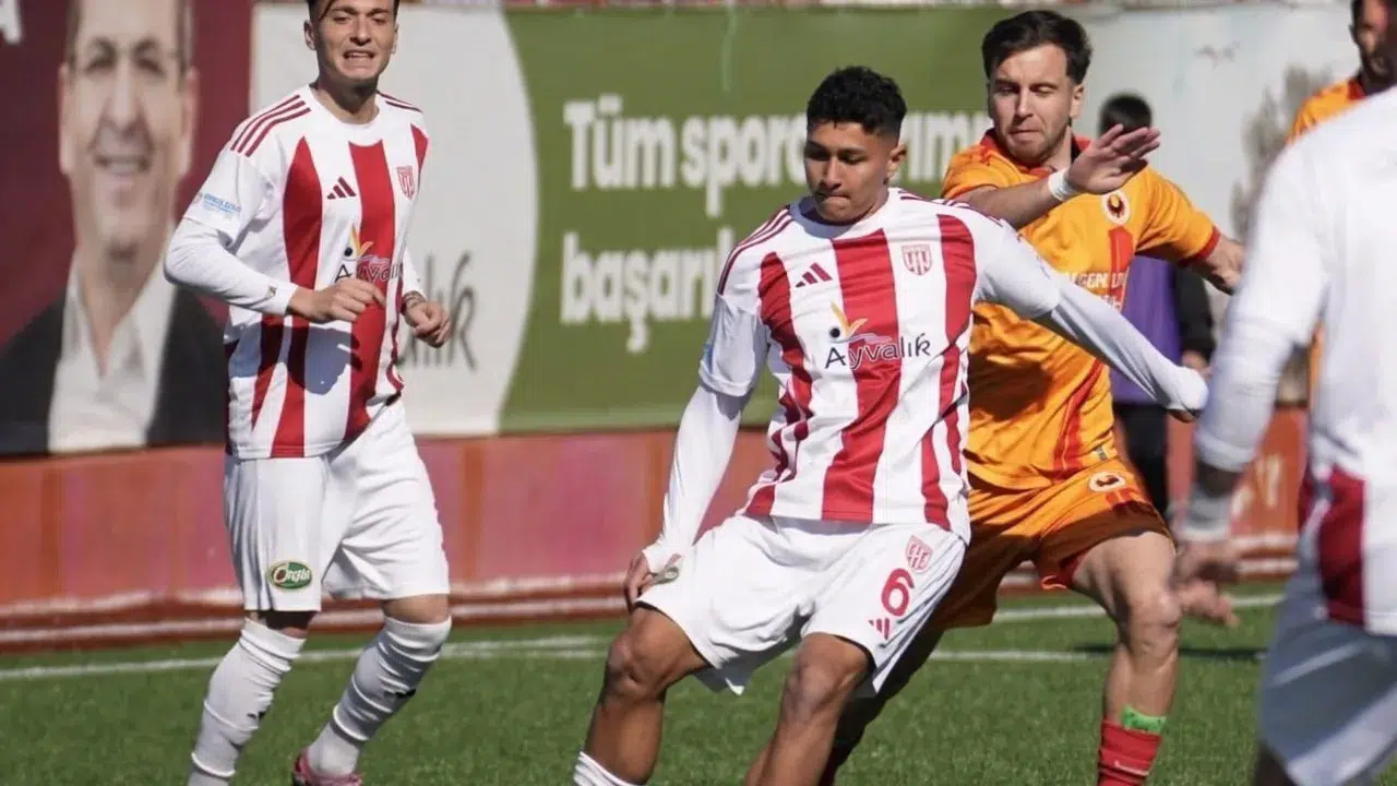 Ayvalıkgücü'nün genç futbolcusu milli takıma çağrıldı