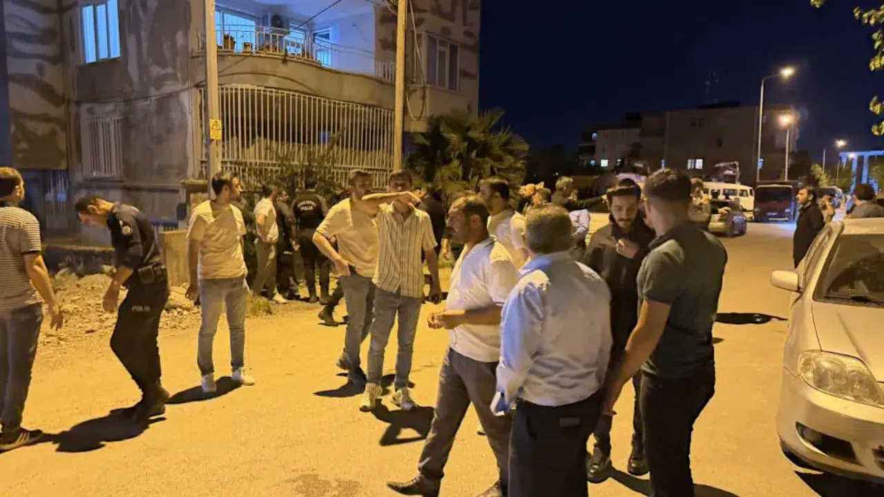 Adıyaman'da ev sahibi ile kiracı arasında kavga : 11 yaralı