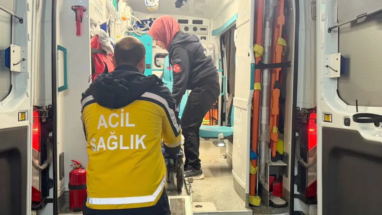 Adıyaman’da sokak ortasında yumruklu kavga : 6 yaralı
