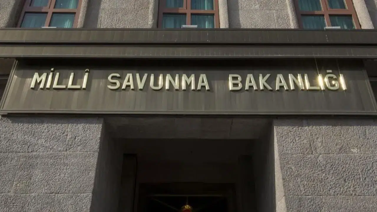 MSB’den nefes kesen ATAK görüntüleri : EFES-2026’da hedefler eş zamanlı vuruldu