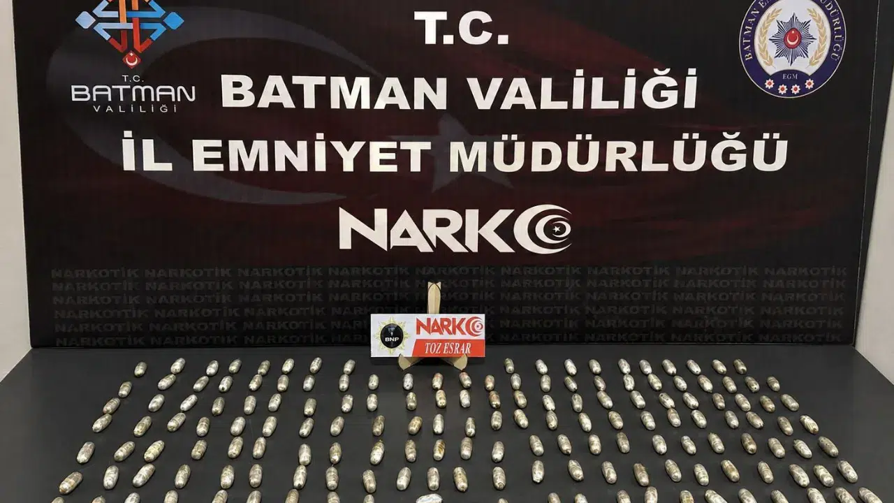 Batman'da bir yolcunun midesinden 1 kilo esrar çıktı