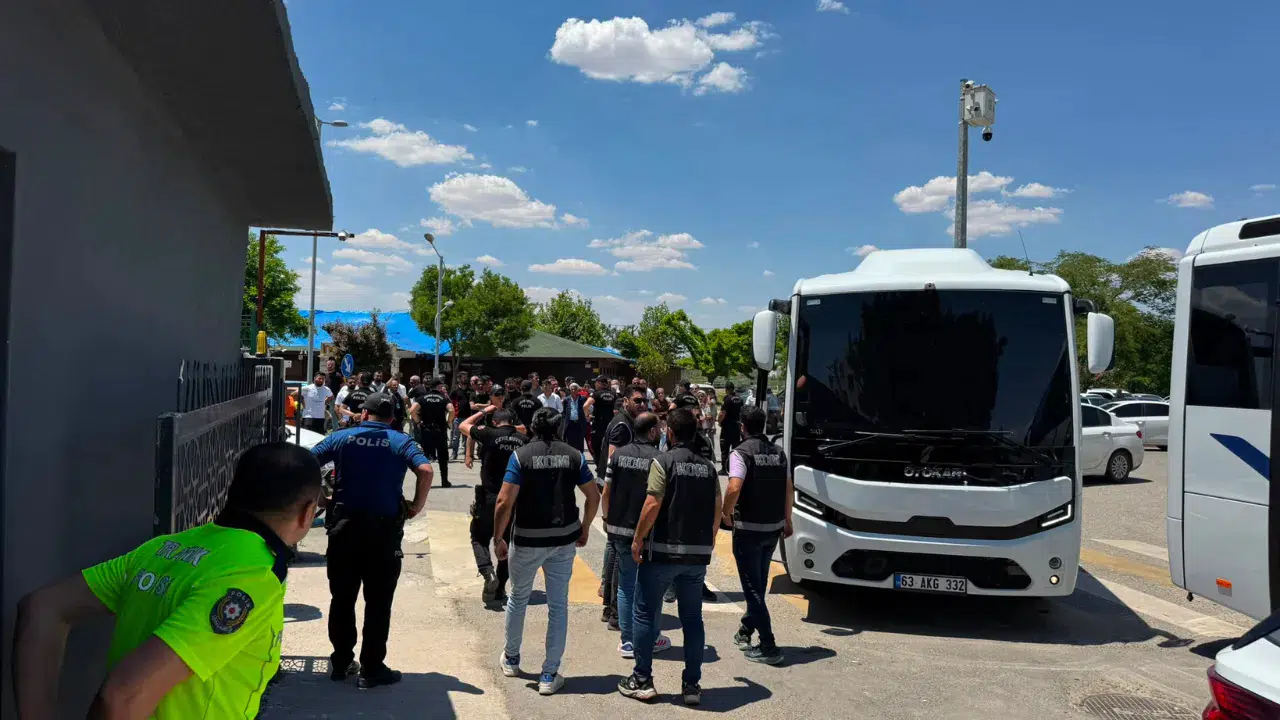 Şanlıurfa merkezli 4 ilde organize suç örgütüne şafak operas