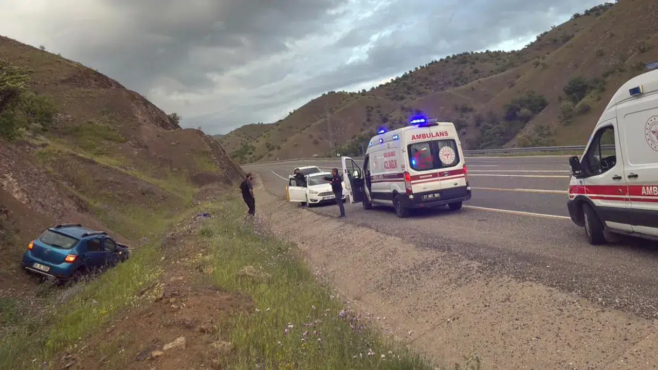 Diyarbakır'da araç araziye uçtu : 1 kişi öldü, 3 kişi yaralandı