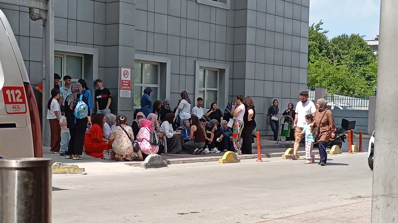 Bursa'da motosiklet kazası : 16 yaşındaki sürücü öldü, 1 ağı