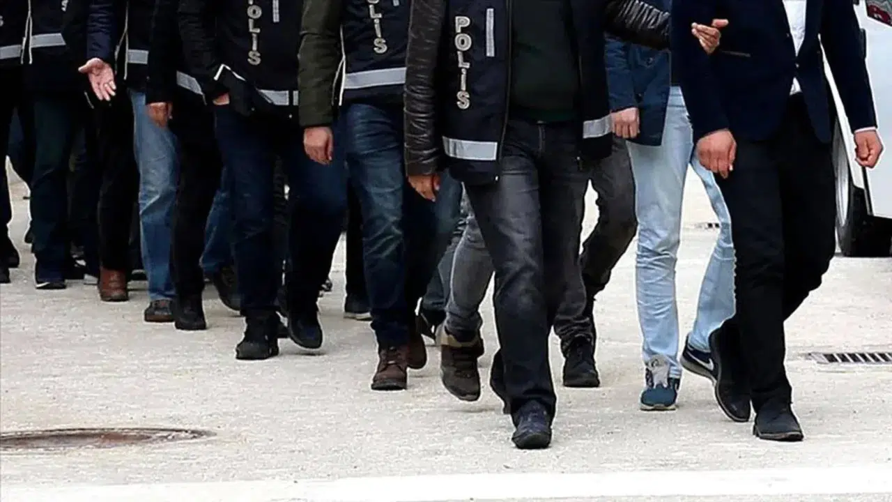 Bitlis'te 1,6 milyar liralık yasa dışı bahis operasyonu : 6 şüpheli tutuklandı