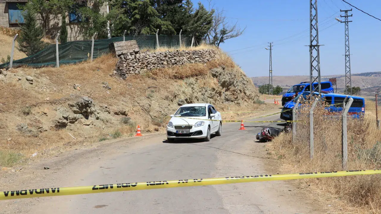 Kilis'te yol verme meselesi can aldı : 1 ölü, 12 yaralı