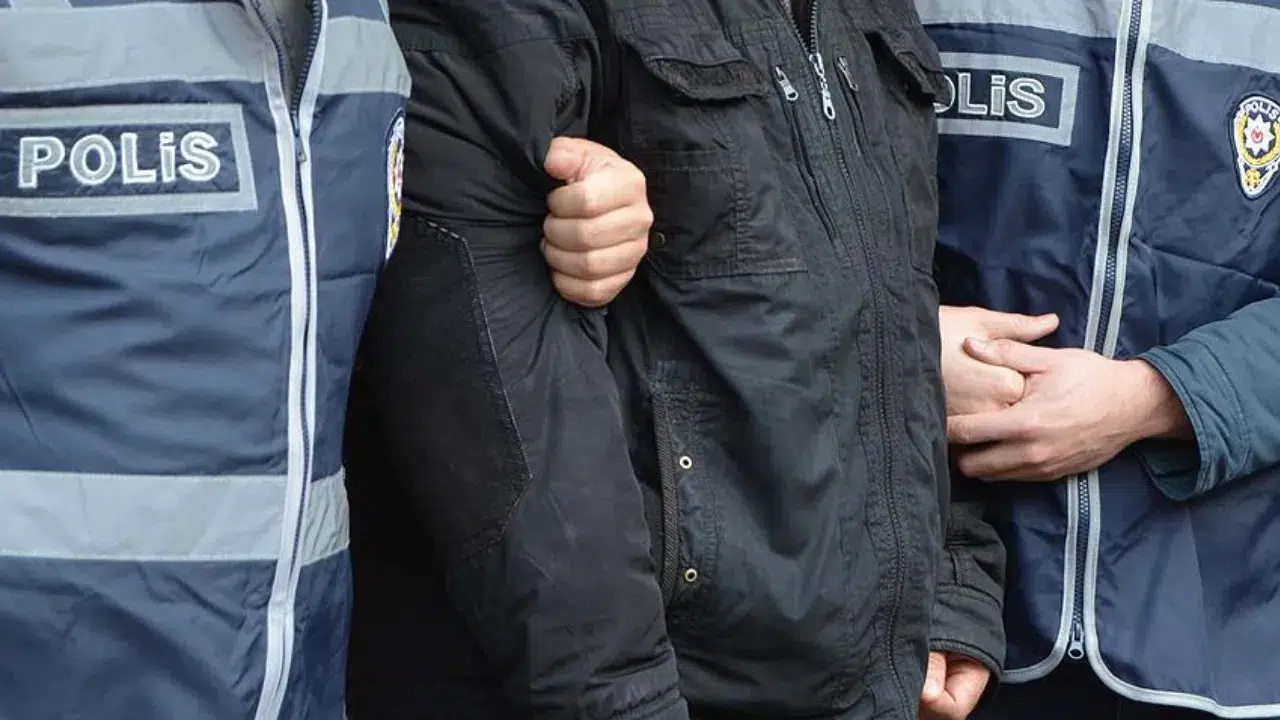 Ankara'da 'change' araç operasyonunda 4 kişi yakalandı