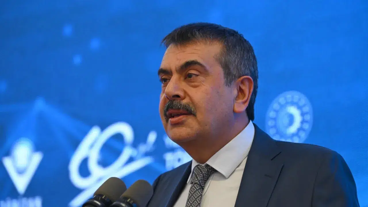 Bakan Tekin 'TDT 9'uncu Eğitim Bakanları Toplantısı’nda